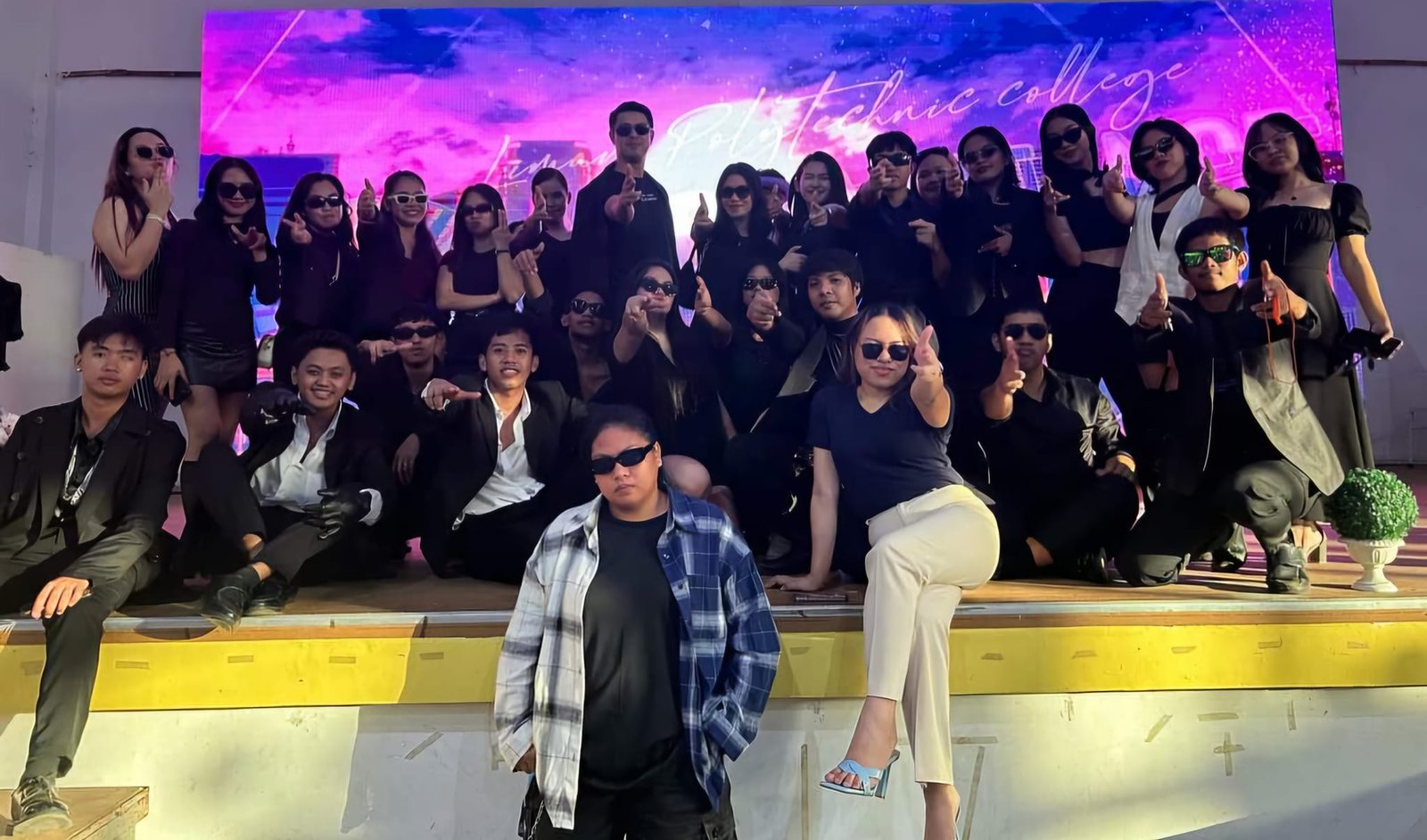 LPC Acquaintance sets 'Mafia' mood